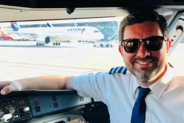 Agust&iacute;n Issin, piloto y broker de vuelos.