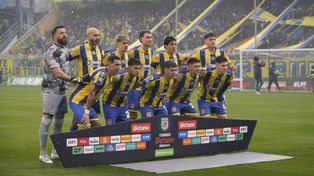 Los once de Central ante San Martín de San Juan. El equipo de Holan tiene un necesario descanso antes de tres partidos importantes, uno de ellos el clásico.