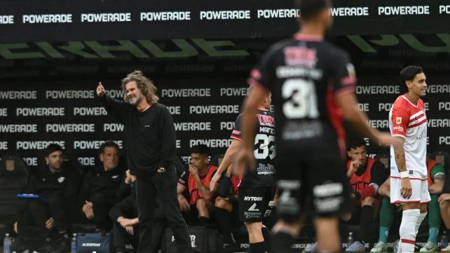 Rubén Insúa se mostró molesto por los dichos que se venían mencionado respecto a que su equipo era favorecido.