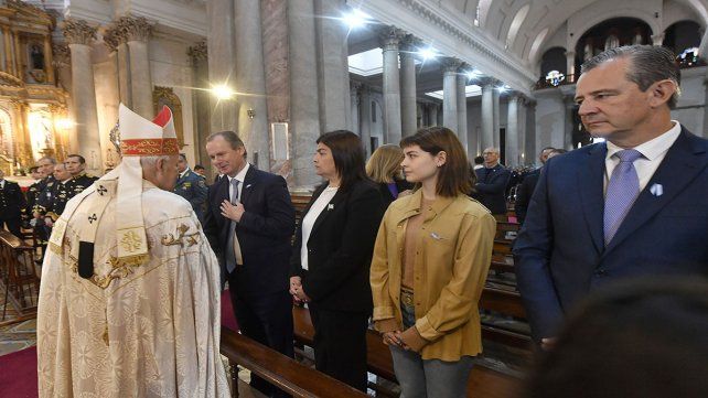 Autoridades provinciales y municipales participaron de los actos por el 9 de julio.