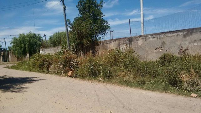 Vecinos de barrio Transporte exigen la limpieza de los alrededores del Club Pucará