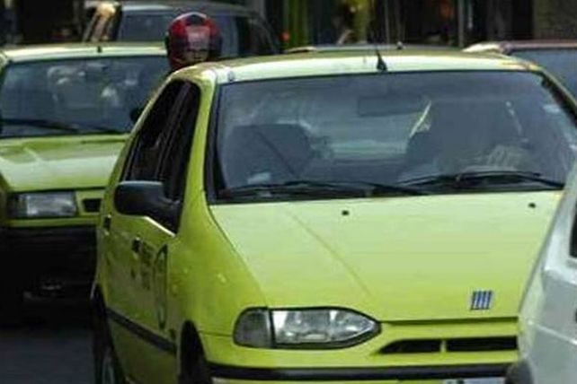 Asaltaron a un remisero en Santa Rosa