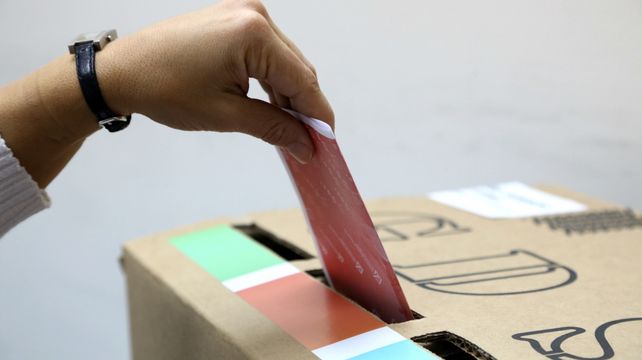 Santa Fe elige en las Paso a sus candidatos para las generales de septiembre