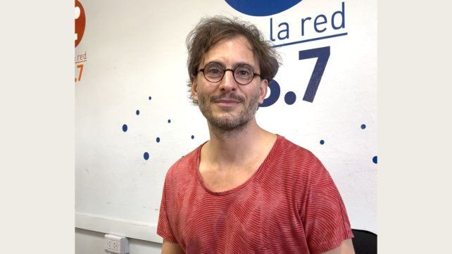 Sebastián Macchi lleva al piano el cancionero de Charly García