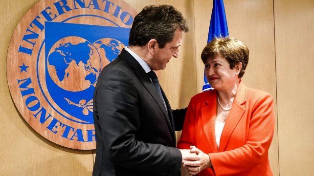 El FMI concedió al Gobierno un cambio de metas de reservas