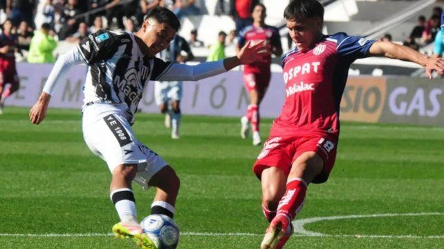 Unión sumó seis puntos de los últimos 24 que disputó como visitante.