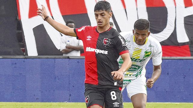 Con chances. Braian Rivero podría jugar de entrada contra Argentinos Juniors por el suspendido Julián Fernández.