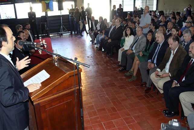 Provincia y Municipio invertirán $ 20 millones en barrios del Oeste y del Norte