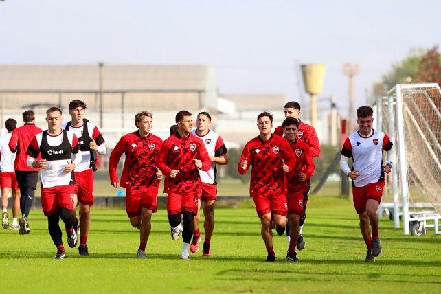 El plantel de Newells trabaja desde hace ya un par de semanas en el predio de Bella Vista.