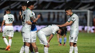 Sarmiento no pudo en Vicente López contra Platense pero por los otros resultados se queda en Primera División.