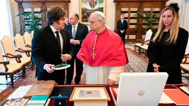 Milei le dijo al Papa que Argentina le desea una pronta y completa recuperación