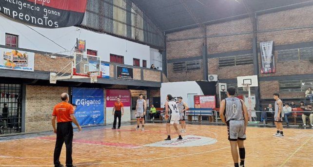 Almagro A extendió su invicto en San Tomé en el Prefederal