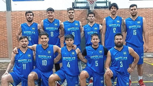 República del Oeste extendió en Humboldt su invicto en la zona A2A del Torneo Oficial de Básquet.
