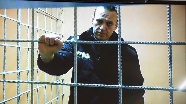 Murió en la cárcel el principal opositor de Vladimir Putin: un documental de HBO cuenta su historia