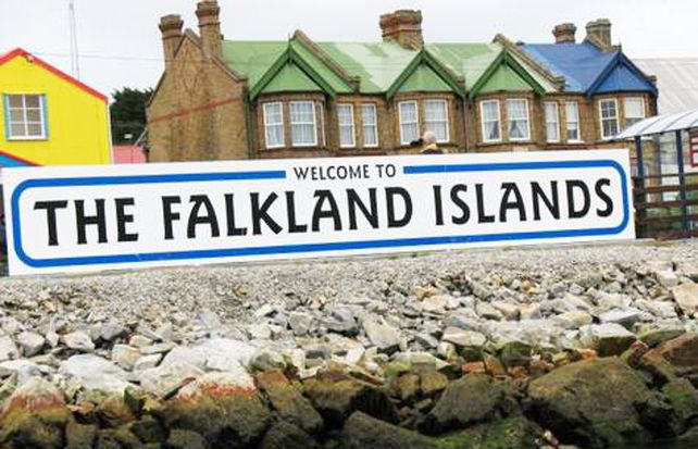 Varada en las Malvinas desde hace una semana, destacó la hospitalidad de los isleños