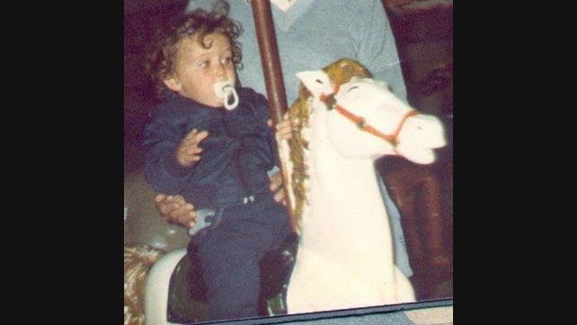 Conocé al hermano de Axel que busca ser cantante