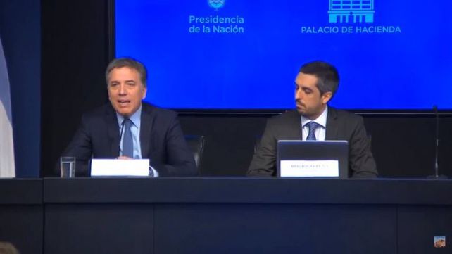 Con un fuerte ajuste, el gobierno anunció el déficit fiscal 0 en 2019