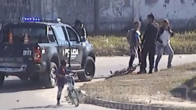 VIDEO: Lo detuvieron cuando circulaba en la bici que acababa de robar