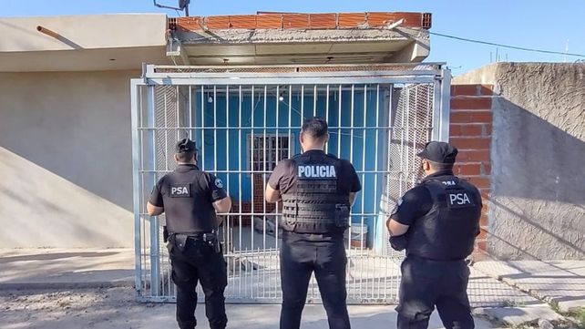 La Policía de Seguridad Aeroportuaria participó del operativo.