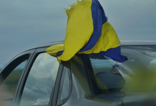 Los hinchas de Central le pusieron color a la autopista a Córdoba