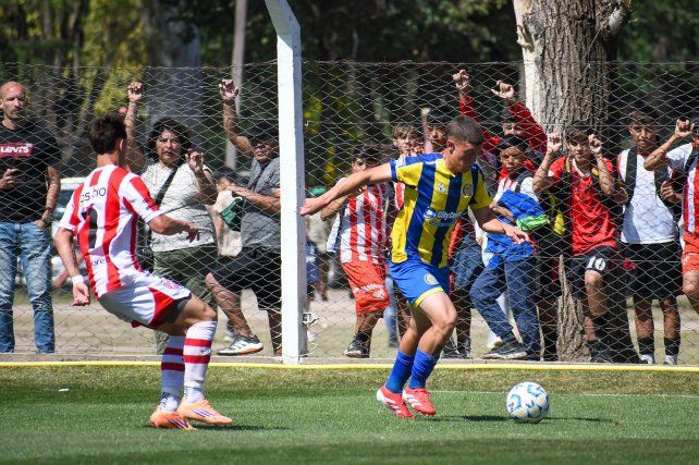 Central rescató un punto en el final del partido, lo que le permitió no volverse con las manos vacías.