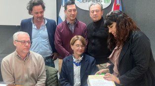 Cafesg abrió sobres para tres obras escolares en Uruguay y Colón