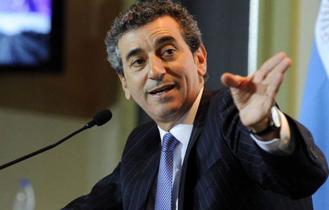 Randazzo, aunque le esquiva a la prensa, ya está en carrera