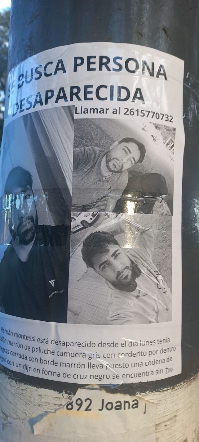 La foto de Hernán Montessi fue pegada en las calles y distribuida por redes.&nbsp;
