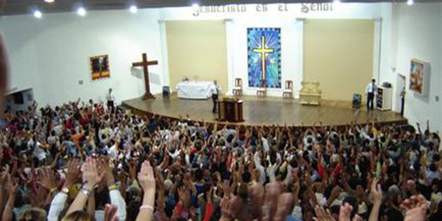 Procesan a l&iacute;deres de la Iglesia Universal por usar donaciones en beneficio propio