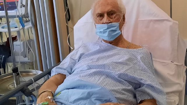 Con coronavirus, Pino Solanas está internado en París