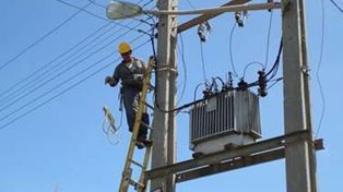 Con las obras la EPE está mejorando el servicio en el centro y la Costa