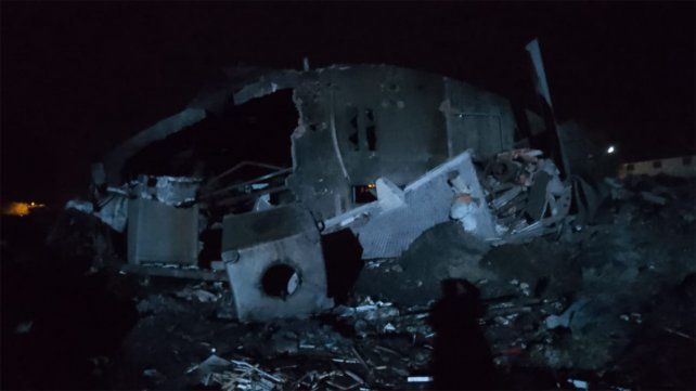 Dos trabajadores resultaron con quemaduras tras una explosión en una fábrica del Parque Industrial de Paraná. Bomberos actuaron en el lugar&nbsp;
