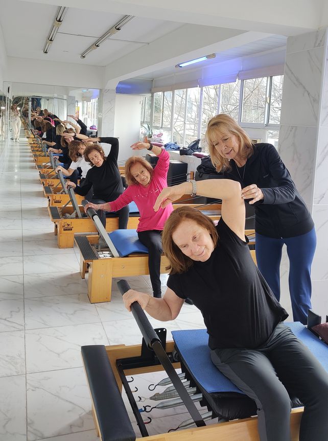 Pilates y Yoga para Personas de Tercera Edad