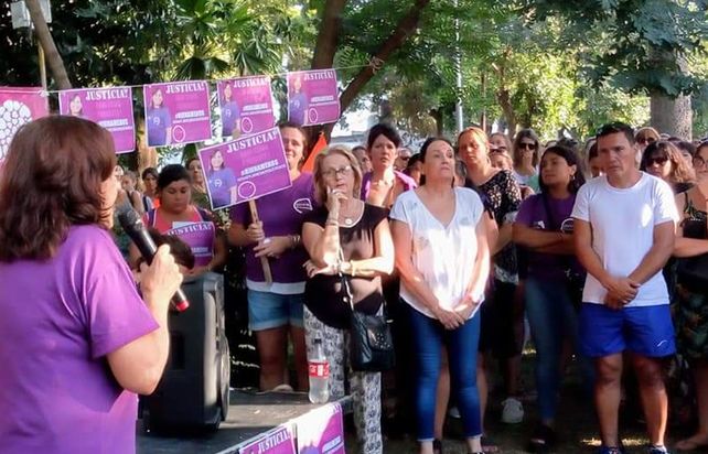 En la primera marcha en pedido de esclarecimiento de la muerte de Daniela Cejas