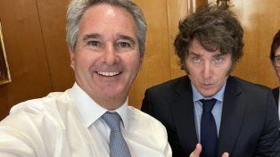 El gobierno nacional decidió intervenir en el mercado de cambio para bajar el dólar. Tras el anuncio de Pablo Quirno, cayó la cotización de la divisa
