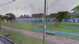 La plaza de Valentín Alsina donde apareció la valija con el cuerpo desmembrado.&nbsp;