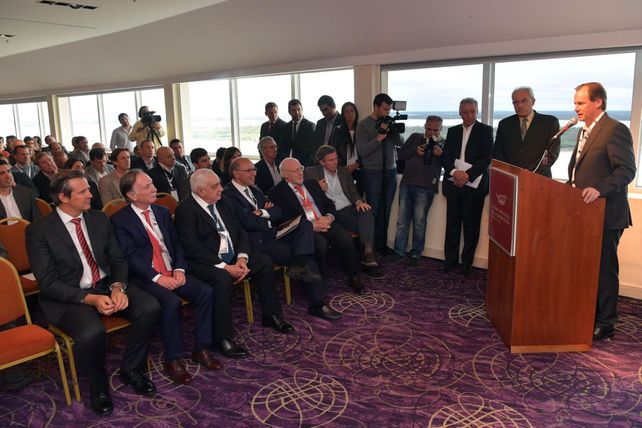El gobernador Bordet en la jornada que se realizó en el Mayorazgo. Foto Prensa Gobernación.&nbsp; 