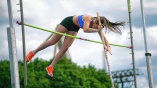 La garrochista santafesina Josefina Brunet logró medalla de plata en Mar del Plata.