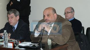 El Tribunal Oral de Santa Fe comenzó con el juicio a Luis Gil
