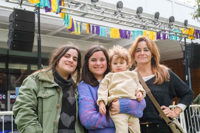 Victoria  Fiorela y Musuna, Olivia y Emilia