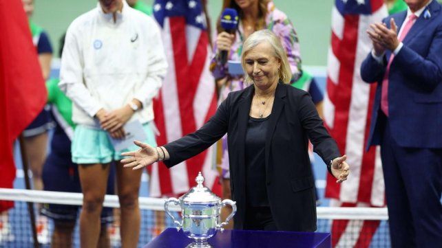 Martina Navratilova confesó que padece cáncer de mama y garganta