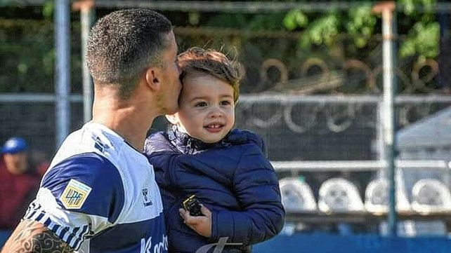Leonardo Morales recibido por su pueblo: Villa Urquiza