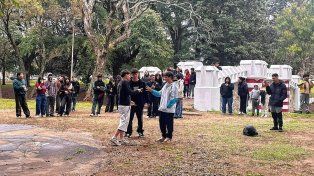 Farmear aura: el fenómeno viral que llegó a Paraná