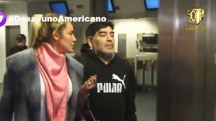 Maradona no pudo viajar a Dubai por un problema con el pasaporte y el Diez descargó su furia