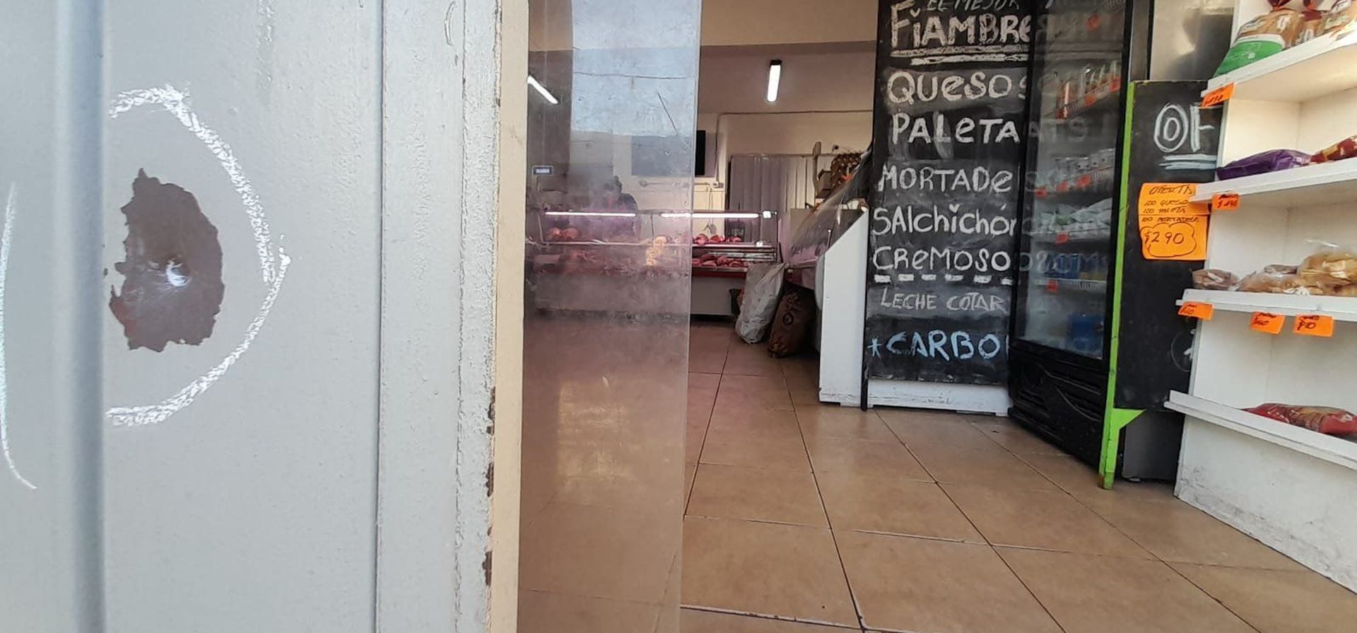 Balaceras y extorsiones, un negocio ilegal que no da tregua a las barriadas
