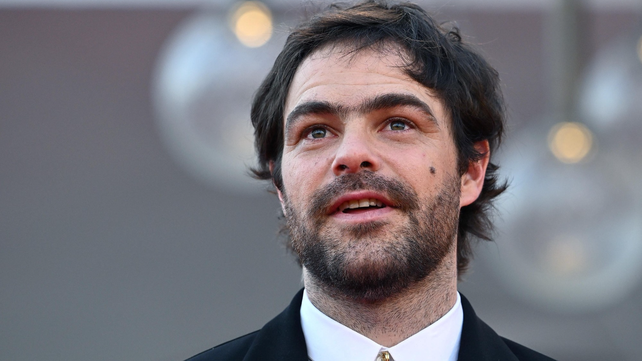 Peter Lanzani sufrió una descompensación y fue internado este lunes por la mañana