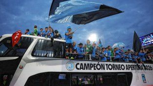 Belgrano festeja su primer título con una mega caravana por la circunvalación de Córdoba
