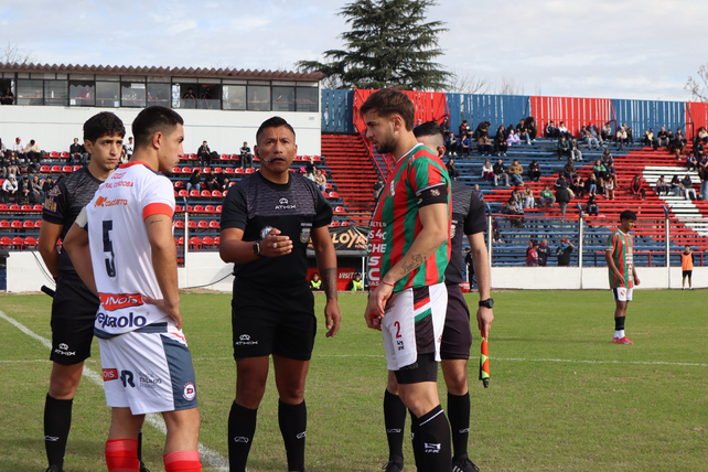 Central Córdoba quiere recuperarse y traerse la clasificación en la Copa Santa Fe.
