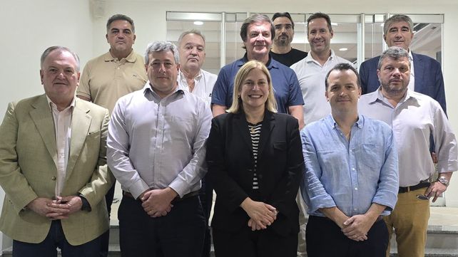 La primera plana de Unidos se reunió este miércoles en Santa Fe para analizar el escenario electoral.&nbsp;