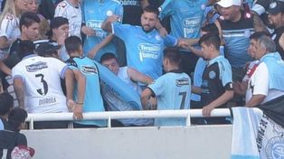 El joven que tiraron al vacío en la popular del Kempes tiene muerte cerebral